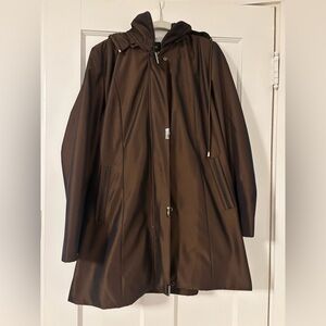 Elegant Brown Women's Coat